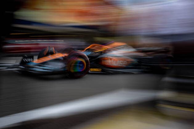 ABU DHABI, UNITED ARAB EMIRATES: Daniel Ricciardo, racing for the McLaren F1 team during the 2022 Formula 1 Abu Dhabi Grand Prix at the Yas Marina Circuit in Abu Dhabi, United Arab Emirates.