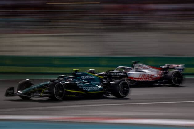 ABU DHABI, UNITED ARAB EMIRATES: Sebastian Vettel, racing for the Aston Martin F1 team during the 2022 Formula 1 Abu Dhabi Grand Prix at the Yas Marina Circuit in Abu Dhabi, United Arab Emirates.