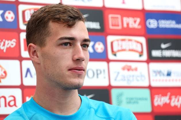 Croatia press conference, PK, Pressekonferenz - FIFA World Cup, WM, Weltmeisterschaft, Fussball Qatar 2022 Luka Sucic of Croatia speaks to the media during Croatia press conference at Al Ersal 3 training center in Doha, Qatar on November 21, 2022. GoranxStanzl PIXSELL