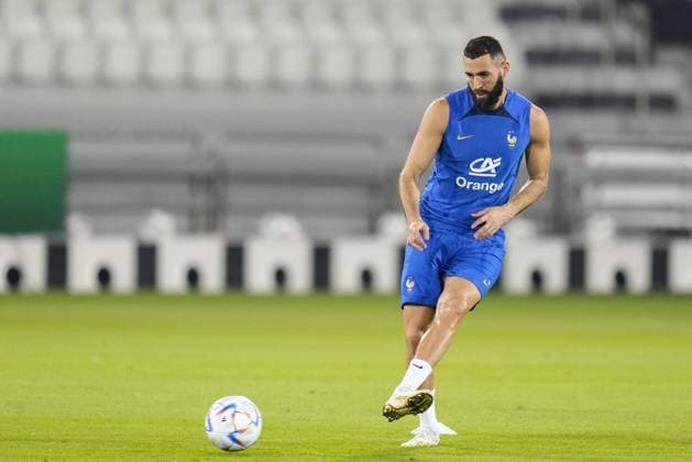 French Team Football - FIFA World Cup, WM, Weltmeisterschaft, Fussball 2022, Training session Karim Benzema during offical training France national team, Nationalteam at FIFA World Cup Qatar 2022 at 19 November 2022. Doha Qatar  Copyright: xAymanxArefx originalFilename:aref-notitle221119_npXTC.jpg