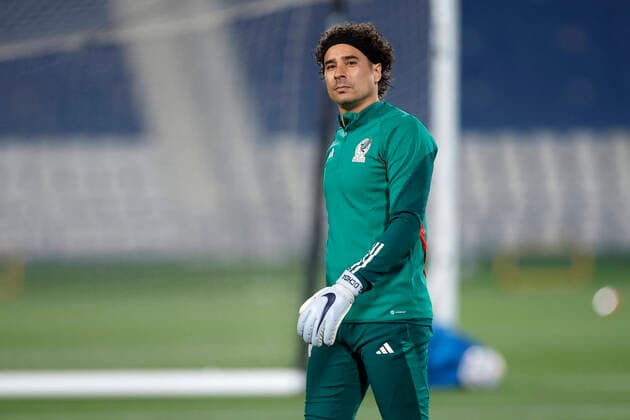 Mexico s goalkeeper Guillermo Memo Ochoa attends a training session at the Al-Bayt Stadium in Yor, Qatar, 21 November 2022. Mexico will face Poland during their FIFA World Cup, WM, Weltmeisterschaft, Fussball Qatar 2022 group C soccer match on 22 November 2022. Mexico s training session !ACHTUNG: NUR REDAKTIONELLE NUTZUNG!  Copyright: xAlbertoxEstevezx EVE508 20221121-9cb9121f0b90d537eec48f00ff75a9cf65a02c48