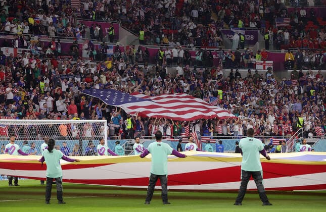 USA v Wales 2022 FIFA World Cup, WM, Weltmeisterschaft, Fussball Fans of United States of America during the 2022 FIFA World Cup Group B match at Ahmad Bin Ali Stadium, Al-Rayyan Content Not Available For UK Newspapers Copyright: xPaulxChestertonx FIL-17629-0092 UK Newspapers OUT
