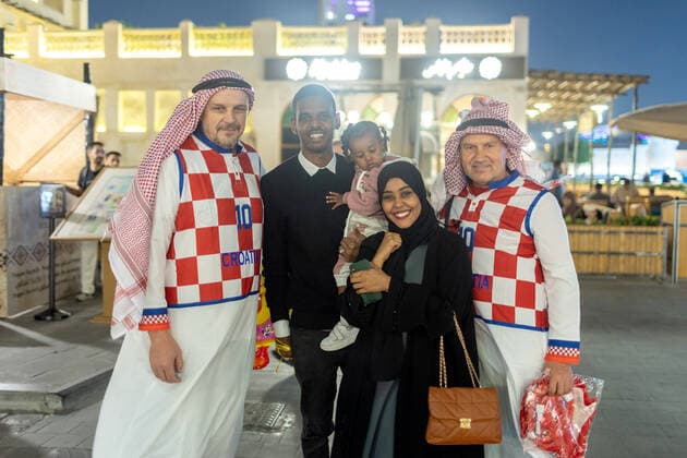 Football fans in Doha Football fans in the city center on the first day of the FIFA World Cup, WM, Weltmeisterschaft, Fussball in Doha, Qatar on November 21, 2022. IgorxKralj PIXSELL