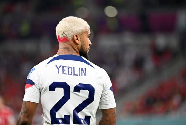 Fussball, Herren, Saison 2022 23, WM in Katar, Gruppe B (1. Spieltag), USA - Wales im Ahmed bin Ali Stadium in Ar-Rayyan, DeAndre Yedlin (USA), 21.11. 2022, *** Football, Men, 2022 23 season, World Cup in Qatar, Group B 1 matchday , USA Wales at Ahmed bin Ali Stadium in Ar Rayyan, DeAndre Yedlin USA , 21 11 2022, Copyright: xMatthiasxKochx