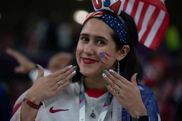 RECORD DATE NOT STATED FIFA World Cup, WM, Weltmeisterschaft, Fussball Qatar 2022 United States 1-1 Wales Fans o Aficion during the game United States (USA) vs Wales, Corresponding to Group B of the FIFA World Cup Qatar 2022, at Ahmad bin Ali Stadium, Al Rayyan, November 21, 2022. <br><br> Fans o Aficion durante el partido Estados Unidos (EUA) vs Gales, correspondiente al Grupo B de la Copa Mundial de la FIFA Qatar 2022, en el Estadio Ahmad bin Ali, Al Rayyan, 21 de noviembre de 2022. AL RAYYAN DOHA QATAR  Copyright: xDavidxLeahx 20221121140947_FWC_Q22_GB_USA_WAL_FANS211