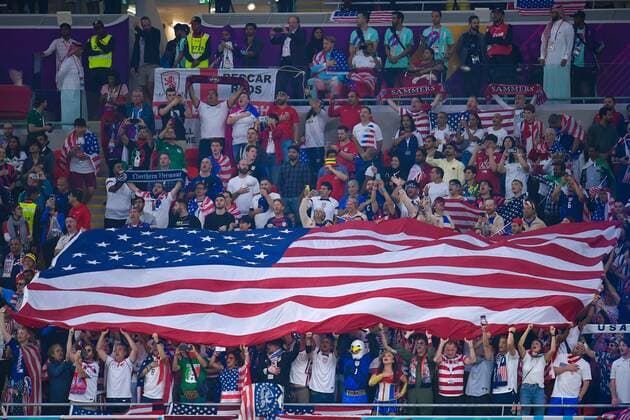 RECORD DATE NOT STATED FIFA World Cup, WM, Weltmeisterschaft, Fussball Qatar 2022 United States vs Wales Fans o Aficion during the game United States (USA) vs Wales, Corresponding to Group B of the FIFA World Cup Qatar 2022, at Ahmad bin Ali Stadium, Al Rayyan, November 21, 2022. <br><br> Fans o Aficion durante el partido Estados Unidos (EUA) vs Gales, correspondiente al Grupo B de la Copa Mundial de la FIFA Qatar 2022, en el Estadio Ahmad bin Ali, Al Rayyan, 21 de noviembre de 2022. AL RAYYAN DOHA QATAR  Copyright: xAdrianxMaciasx 20221121130410_FWC_Q22_GB_USA_WAL_FANS409