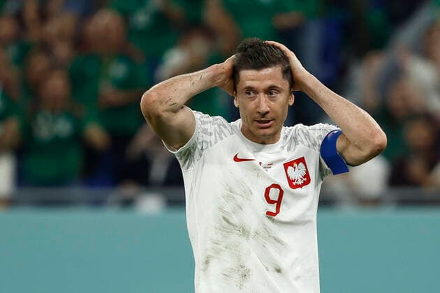 Robert Lewandowski of Poland reacts after fail a penalty during a FIFA World Cup, WM, Weltmeisterschaft, Fussball soccer match of the group phase between Mexico and Poland at 974 stadium, Qatar, 22 November 2022. QATAR 2022: Mexico vs. Polonia !ACHTUNG: NUR REDAKTIONELLE NUTZUNG!  Copyright: xJoséxMéndezx GR2459 20221122-093949281d1ada7628a5729a00483cc71fea2220