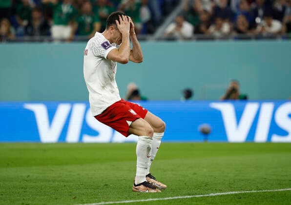 Robert Lewandowski of Poland reacts after fail a penalty during a FIFA World Cup, WM, Weltmeisterschaft, Fussball soccer match of the group phase between Mexico and Poland at 974 stadium, Qatar, 22 November 2022. QATAR 2022: Mexico vs. Polonia !ACHTUNG: NUR REDAKTIONELLE NUTZUNG!  Copyright: xJoséxMéndezx GR2458 20221122-9f6da0311bc3460af08516c223da151a1312e67b