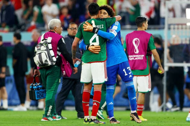 Mandatory Credit: Photo by Kieran McManus Shutterstock (13626428bz) Goalkeeper Guillermo Ochoa of Mexico and Edson Alvarez of Mexico at full time. Mexico v Poland, FIFA World Cup, WM, Weltmeisterschaft, Fussball 2022, Group C, Football, Stadium 974, Doha, Qatar - 22 Nov 2022 Editorial Use Only Mexico v Poland, FIFA World Cup 2022, Group C, Football, Stadium 974, Doha, Qatar - 22 Nov 2022 Editorial Use Only Copyright: xKieranxMcManus Shutterstockx 13626428bz