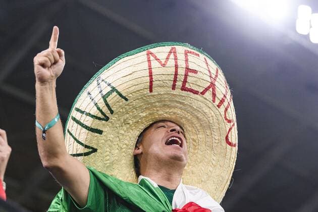 RECORD DATE NOT STATED FIFA World Cup, WM, Weltmeisterschaft, Fussball Qatar 2022 Mexico vs Poland Fans o Aficion during the game Mexican national team, Nationalteam (Mexico) vs Poland, Corresponding to Group C of the FIFA World Cup Qatar 2022, at 974 Stadium, Ras Abu Aboud, November 22, 2022. <br><br> Fans o Aficion durante el partido Seleccion Nacional Mexicana (Mexico) vs Polonia, correspondiente al Grupo C de la Copa Mundial de la FIFA Qatar 2022, en el Estadio 974, Ras Abu Aboud, 22 de noviembre de 2022. RAS ABU ABOUD DOHA QATAR  Copyright: xMarcioxMachadox 20221122_6513