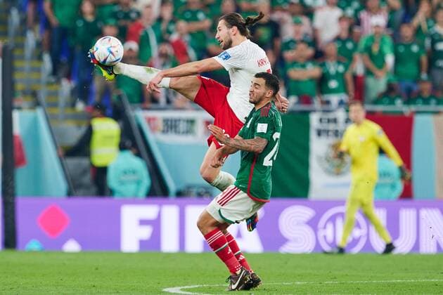 RECORD DATE NOT STATED FIFA World Cup, WM, Weltmeisterschaft, Fussball Qatar 2022 Mexico vs Poland (L-R), Grzegorz Krychowiak of Poland and Luis Chavez of Mexico during the game Mexican national team, Nationalteam (Mexico) vs Poland, Corresponding to Group C of the FIFA World Cup Qatar 2022, at 974 Stadium, Ras Abu Aboud, November 22, 2022. <br><br> (I-D), Grzegorz Krychowiak de Polonia y Luis Chavez de Mexico durante el partido Seleccion Nacional Mexicana (Mexico) vs Polonia, correspondiente al Grupo C de la Copa Mundial de la FIFA Qatar 2022, en el Estadio 974, Ras Abu Aboud, 22 de noviembre de 2022. RAS ABU ABOUD DOHA QATAR Copyright: xJorgexMartinezx 20221122_6782