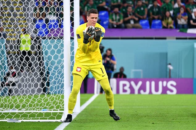 Football, World Cup, 2022, Mens, Qatar, Group C, Matchday 1, Stadium 974 Mexico Poland 0 0 Wojciech Szczesny POL Action, Single Image FIFA REGULATES PROHIBIT ANY USE OF PHOTOGRAPHS AS IMAGE SEQUENCES AND OR QUASI VIDEO