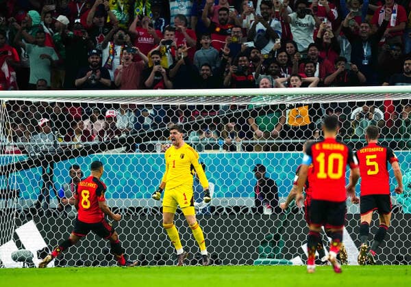 Mandatory Credit: Photo by Javier Garcia Shutterstock (13626489o) Goalkeeper Thibaut Courtois of Belgium saves Alphonso Davies of Canada s penalty and celebrates Belgium v Canada, FIFA World Cup, WM, Weltmeisterschaft, Fussball 2022, Group F, Football, Ahmad Bin Ali Stadium, Ar-Rayyan, Qatar - 23 Nov 2022 Editorial Use Only Belgium v Canada, FIFA World Cup 2022, Group F, Football, Ahmad Bin Ali Stadium, Ar-Rayyan, Qatar - 23 Nov 2022 Editorial Use Only Copyright: xJavierxGarcia Shutterstockx 13626489o