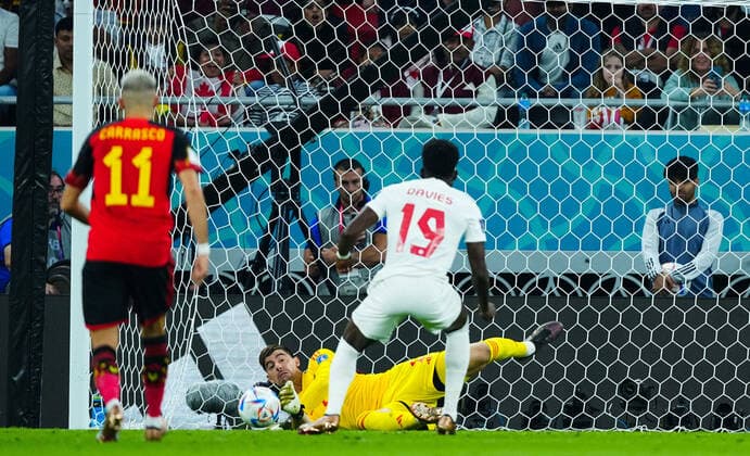 Mandatory Credit: Photo by Javier Garcia Shutterstock (13626489m) Goalkeeper Thibaut Courtois of Belgium saves Alphonso Davies of Canada s penalty Belgium v Canada, FIFA World Cup, WM, Weltmeisterschaft, Fussball 2022, Group F, Football, Ahmad Bin Ali Stadium, Ar-Rayyan, Qatar - 23 Nov 2022 Editorial Use Only Belgium v Canada, FIFA World Cup 2022, Group F, Football, Ahmad Bin Ali Stadium, Ar-Rayyan, Qatar - 23 Nov 2022 Editorial Use Only Copyright: xJavierxGarcia Shutterstockx 13626489m