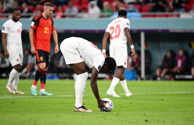 Football, Men, 2022 23 season, World Cup in Qatar, Group F 1 match day , Belgium Canada at Ahmed bin Ali Stadium in Ar Rayyan, Alphonso Davies Canada before missing penalty kick, 23 11 2022, Copyright: xMatthiasxKochx