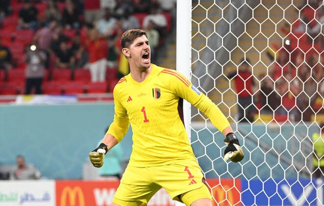 Football, Men, 2022 23 season, World Cup in Qatar, Group F 1 matchday , Belgium Canada at Ahmed bin Ali Stadium in Ar Rayyan, goalkeeper Thibaut Courtois Belgium , cheering after penalty held, 23 11 2022, Copyright: xMatthiasxKochx