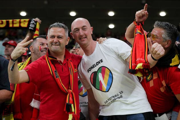 FIFA World Cup 2022, Belgium - Canada, fans wear One Love shirts