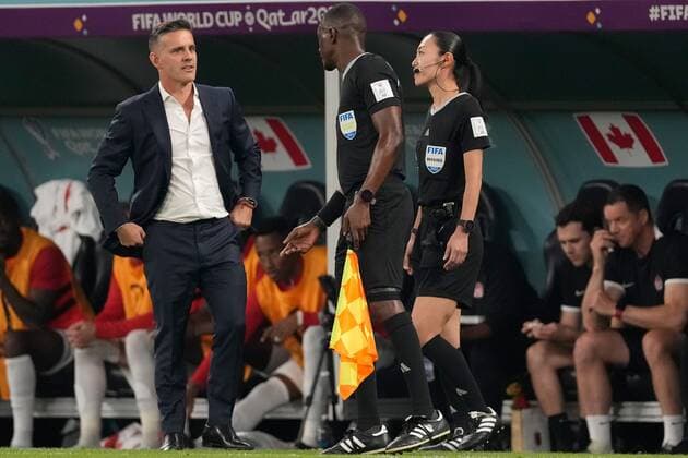 AR-RAYYAN, 23-11-2022 Ahmad Bin Ali Stadium, World Cup 2022 in Qatar game between Belgium and Canada, Canada coach John Herdman during the match Belgium - Canada  x19314240x Copyright: