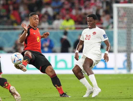 QAT, World Cup FIFA 2022, Group F, Belgium vs Canada 23 11 2022, Khalifa International Stadium, Doha, QAT, World Cup FIFA 2022, Group F, Belgium vs Canada, in picture Belgium s midfielder Youri Tielemans , Canada s forward Jonathan David nordphotoxGmbHx xBratic nph00250