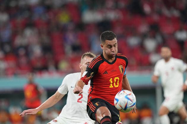 QAT, World Cup FIFA 2022, Group F, Belgium vs Canada 23 11 2022, Khalifa International Stadium, Doha, QAT, World Cup FIFA 2022, Group F, Belgium vs Canada, in picture Belgium s forward Eden Hazard , Canada s defender Alistair Johnston nordphotoxGmbHx xBratic nph00250