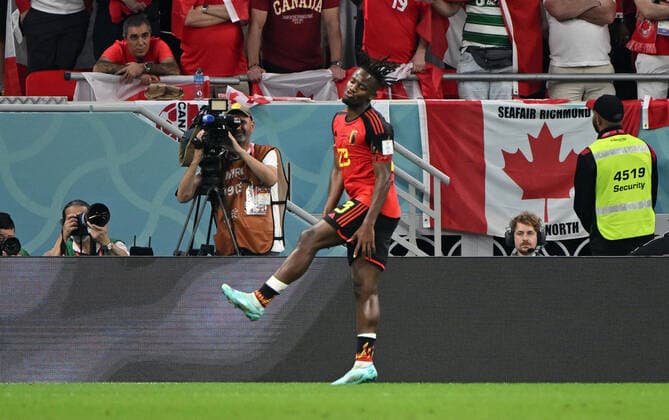 Football, Men, 2022 23 season, World Cup in Qatar, Group F 1 matchday , Belgium Canada at Ahmed bin Ali Stadium in Ar Rayyan, Michy Batshuayi Belgium , cheering after scoring 1 0, 23 11 2022, Copyright: xMatthiasxKochx
