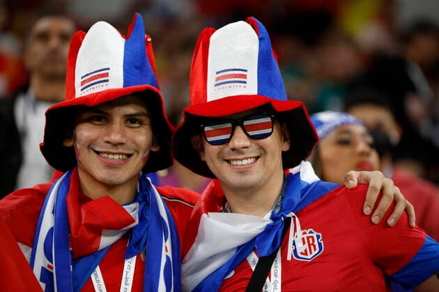 Costa Rica fans pose during a FIFA World Cup, WM, Weltmeisterschaft, Fussball soccer match of the group phase between Spain and Costa Rica at Al Zumama stadium in Doha, Qatar, 23 November 2022. Soccer World Cup: Spain - Costa Rica !ACHTUNG: NUR REDAKTIONELLE NUTZUNG!  Copyright: xAlbertoxEstevezx GR3054 0194883765st