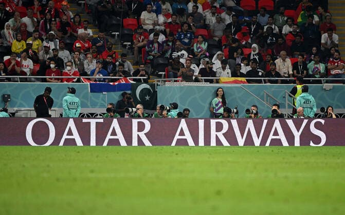 Football, men, 2022 23 season, World Cup in Qatar, Group F 1 matchday , Belgium Canada at Ahmed bin Ali Stadium in Ar Rayyan, advertising band Qatar Airways, 23 11 2022, Copyright: xMatthiasxKochx