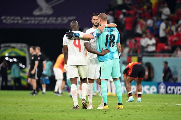 Football, Men, 2022 23 season, World Cup in Qatar, Group F 1 matchday , Belgium Canada at Ahmed bin Ali Stadium in Ar Rayyan, f l Kamal Miller Canada , Steven Vitoria Canada , goalkeeper Milan Borjan Canada , disappointment after final whistle, 23 11 2022, Copyright: xMatthiasxKochx