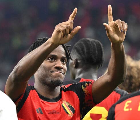 Football, Men, 2022 23 season, World Cup in Qatar, Group F 1 matchday , Belgium Canada at Ahmed bin Ali Stadium in Ar Rayyan, f l Youri Tielemans Belgium , Michy Batshuayi Belgium , Eden Hazard Belgium , cheering after final whistle, 23 11 2022, Copyright: xMatthiasxKochx