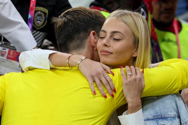 Belgium s goalkeeper Thibaut Courtois and his fiancee Mishel Gerzig pictured after a soccer game between Belgium s national team, Nationalteam the Red Devils and Canada, in Group F of the FIFA 2022 World Cup in Al Rayyan, State of Qatar on Wednesday 23 November 2022. BRUNOxFAHY  x53229663x