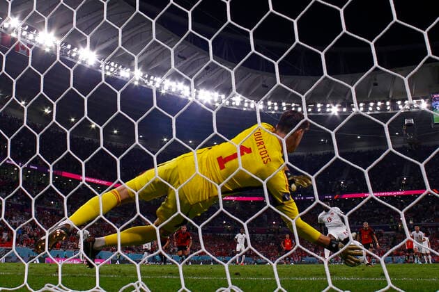 Belgium v Canada 2022 FIFA World Cup, WM, Weltmeisterschaft, Fussball Alphonso Davies of Canada takes a penalty but it is saved by Thibaut Courtois of Belgium during the 2022 FIFA World Cup Group F match at Ahmed Bin Ali Stadium, Al-Rayyan Content Not Available For UK Newspapers Copyright: xPaulxChestertonx FIL-17640-0203 UK Newspapers OUT