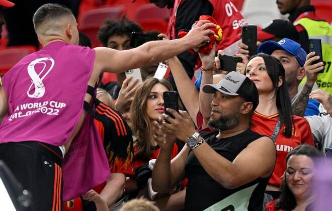 DOHA, QATAR - NOVEMBER 23 : Dendoncker Leander midfielder of Belgium & his girlfriend Steegen Anna during the FIFA World Cup, WM, Weltmeisterschaft, Fussball Qatar 2022 Groupe F match between Belgium and Canada at the Ahmad Bin Ali Stadium on November 23, 2022 in Doha, Qatar, 23 11 2022 ( Belgium v Canada - FIFA World Cup Qatar 2022 PhotoNews Panoramic 