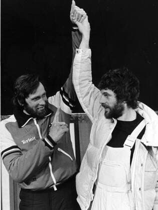SEKLET 80 Lake Placid 19800217 Juha Mieto och Thomas Wassberg efter att Wassberg slagit Mieto med en hundradels sekund. LAKE PLACID USA Samlingsbegrepp x417x *** SEKLET SPORT 80 Lake Placid 19800217 Juha Mieto and Thomas Wassberg after Wassberg beats Mieto by a hundredth of a second LAKE PLACID USA Collective term x417x  Copyright: xHassexPerssonx OS LAKE PLACID 1980 WASSBERG