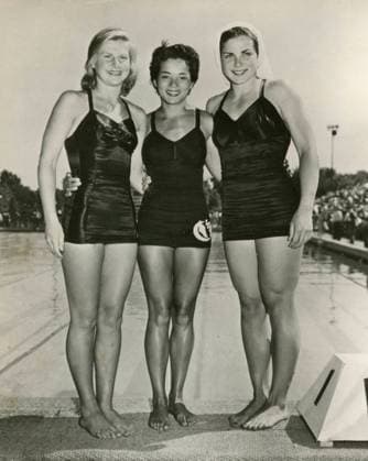 US Springboard Divers competing in the 1948 Olympic Games, Olympische Spiele, Olympia, OS from left: Zoe Ann Olsen, Victoria Manalo Draves, and Patricia Anne Elsener, USA 1948 