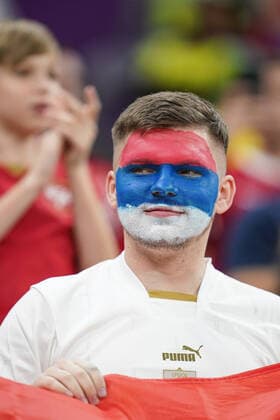 Lusail Stadium DOHA, QATAR - NOVEMBER 24: Supporter of Serbia pose for a photo before the FIFA World Cup, WM, Weltmeisterschaft, Fussball Qatar 2022 group G match between Brazil and Serbia at Lusail Stadium on November 24, 2022 in Doha, Qatar. (Photo by Florencia Tan Jun PxImages) (Florencia Tan Jun SPP)  Copyright: xFlorenciaxTanxJunx xSPPx spp-en-FlTaJu-ftj221124063_bra-ser