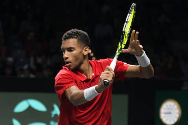 MALAGA, SPAIN - NOVEMBER 24: FÃ lix Auger-Aliassime during the Davis Cup by Rakuten Finals 2022 quarter-finals match between Germany and Canada at Palacio de los Deportes Jose Maria Martin Carpena on November 24, 2022 in Malaga, Spain Copyright: xAndreaxRositox DSC_8151