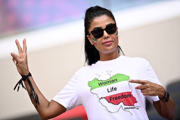 Foto Fabio Ferrari LaPresse 25 Novembre 2022 Qatar - - Calcio - Qatar 2022 - Coppa del Mondo Fifa - Galles vs Iran - Gruppo B - Fase a Gironi - Ahmad Bin Ali Stadium. Nella foto: la gioia dei tifosi iraniani November 25, 2022 , Qatar - sport - Soccer - Qatar 2022- FIFA World Cup, WM, Weltmeisterschaft, Fussball - Walles v Iran - Group B - group stage - Ahmad Bin Ali Stadium. In the pic: the joy of Iranian fans  Copyright: xFabioxFerrari LaPressex