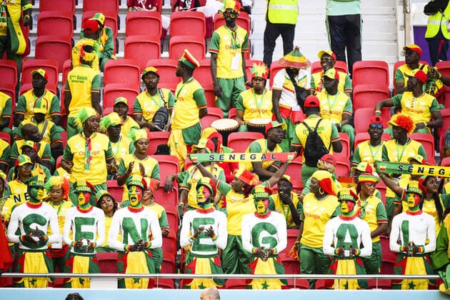 Supporters du Senegal - Ambiance FOOTBALL : Qatar vs Senegal - Groupe A - coupe du Monde Qatar 2022 - 25 11 2022 JBAutissier Panoramic 