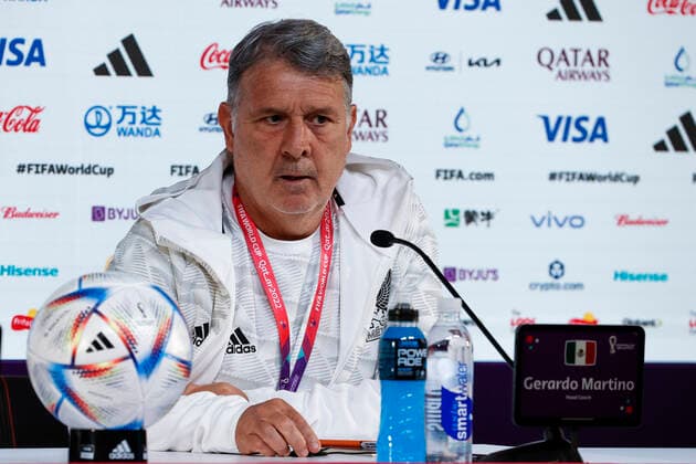Mexico s head coach, Argentinian Gerardo Tata Martino, addresses a press conference, PK, Pressekonferenz of his national team, Nationalteam at the Press Center in Doha, Qatar, 25 November 2022. Mexico is to face Argentina on 26 November in their group C s second match within FIFA World Cup, WM, Weltmeisterschaft, Fussball 2022. Mexico s press conference !ACHTUNG: NUR REDAKTIONELLE NUTZUNG! Copyright: xJOSExMENDEZx EVE932 20221125-9d55565b88d9483a45d3d5d134cdf8272987d686