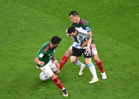 Football, Men, Season 2022 23, World Cup in Qatar, Group C 2 Matchday , Argentina Mexico at Lusail Iconic Stadium in Lusail, v l Alexis Vega Mexico , Lionel Messi Argentina , Andres Guardado Mexico , 26 11 2022, Copyright: xMatthiasxKochx