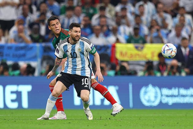 2022.11.26 Lusail pilka nozna Mistrzostwa Swiata w Katarze Katar 2022 Argentyna - Meksyk N z Lionel Messi Foto Pawel Andrachiewicz PressFocus 2022.11.26 Lusail Football - 2022 FIFA World Cup, WM, Weltmeisterschaft, Fussball in Qatar Argentina - Mexico Lionel Messi Credit: Pawel Andrachiewicz PressFocus NEWSPIX.PL --- Newspix.pl  20221126_PF_PA229