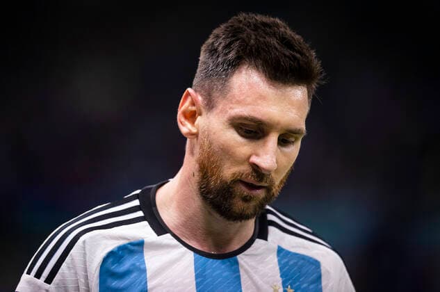 Doha, Qatar 26th Nov, 2022 Lionel Messi Arg disappointed Argentina Mexico World Cup 2022 in Qatar 26 11 2022 Credit Moritz Müller