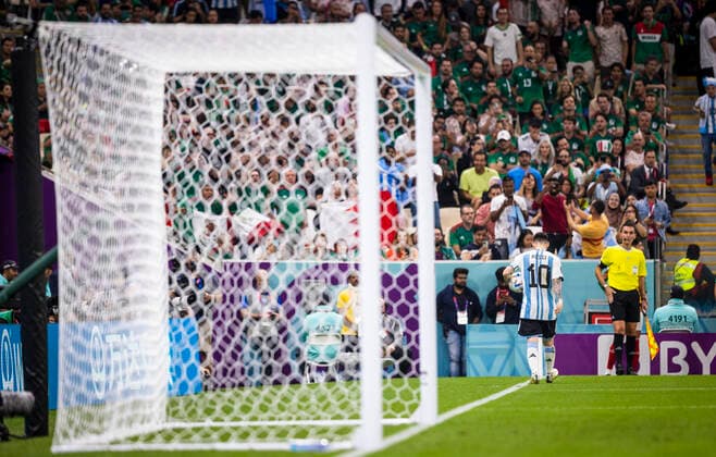 Doha, Qatar 26th Nov, 2022 Lionel Messi Arg disappointed Argentina Mexico World Cup 2022 in Qatar 26 11 2022 Credit Moritz Müller