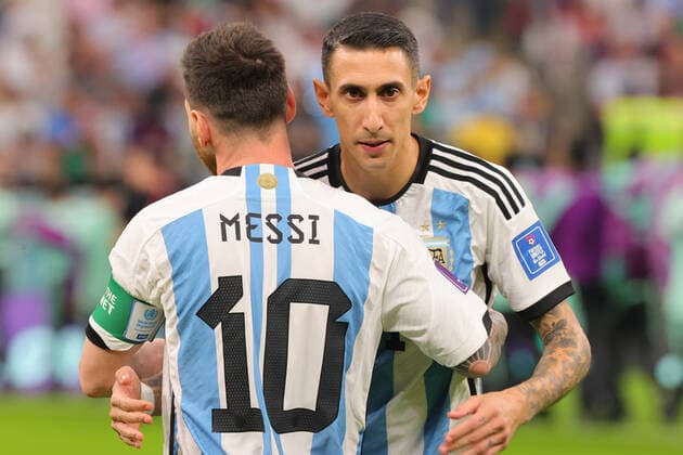 Lionel Messi of Argentina and Angel Di Maria of Argentina hug before the match at the FIFA World Cup, WM, Weltmeisterschaft, Fussball Qatar 2022 Group C match between Argentina and Mexico at Lusail Stadium, Lusail, Qatar on 26 November 2022. Copyright: xPeterxDovganx 34640027