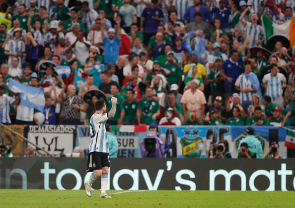 Argentina v Mexico 2022 FIFA World Cup, WM, Weltmeisterschaft, Fussball Lionel Messi of Argentina celebrates with fans following his goal during the 2022 FIFA World Cup Group C match at Lusail Stadium, Lusail Content Not Available For UK Newspapers Copyright: xPaulxChestertonx FIL-17646-0127 UK Newspapers OUT