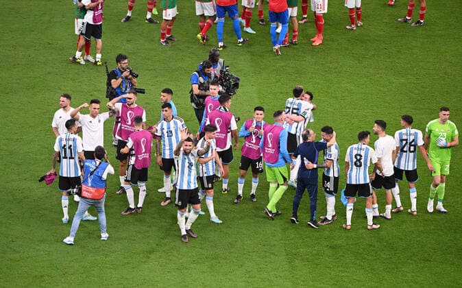 Football, Men, 2022 23 season, World Cup in Qatar, Group C 2 match day , Argentina Mexico at Lusail Iconic Stadium in Lusail, Argentina, cheering after final whistle, 26 11 2022, Copyright: xMatthiasxKochx