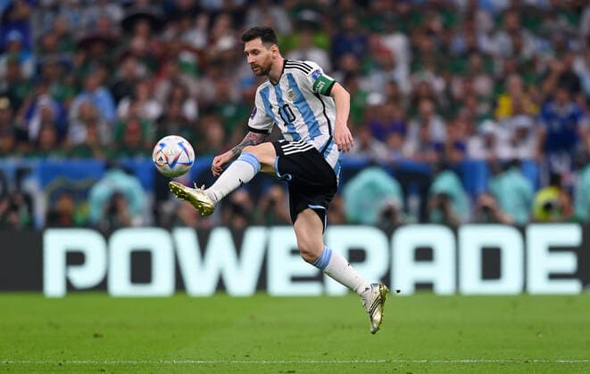 FUSSBALL WM 2022 VORRUNDE GRUPPE C Argentinien - Mexiko 26.11.2022 Lionel Messi (Argentinien) *** FOOTBALL World Cup 2022 PRE-ROUND ROUND GROUP C Argentina Mexico 26 11 2022 Lionel Messi Argentina