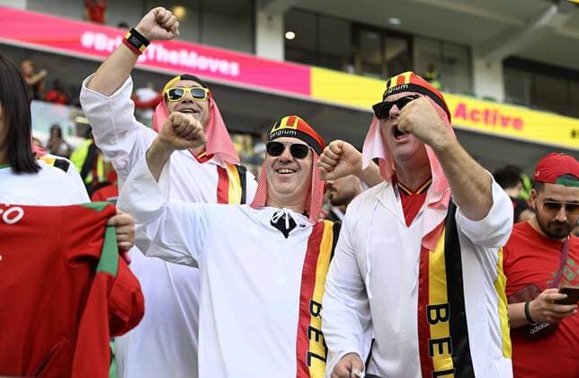 DOHA, QATAR - NOVEMBER 27 : Supporters and fans during the FIFA World Cup, WM, Weltmeisterschaft, Fussball Qatar 2022 Group F match between Belgium and Morocco at the Al Thumama Stadium on November 27, 2022 in Doha, Qatar, 27 11 2022 ( Belgium v Morocco - FIFA World Cup Qatar 2022 PhotoNews Panoramic 