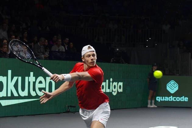 RECORD DATE NOT STATED MALAGA, SPAIN - NOVEMBER 27 : Denis Shapovalov during the Davis Cup by Rakuten Finals 2022 finals match between Australia and Canada at Palacio de los Deportes Jose Maria Martin Carpena on November 27, 2022 in Malaga, Spain Copyright: xAndreaxRositox DSC_2542