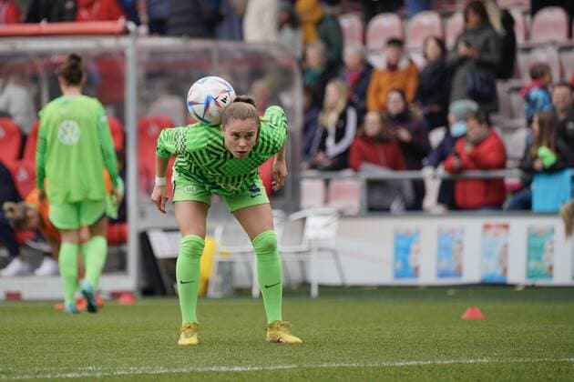 Flyeralarm Frauenbundesliga - 1. FC Koeln v VfL Wolfsburg Ewa Pajor ( 9 Wolfsburg ) during the Flyeralarm Frauenbundesliga game between 1. FC Koeln and VfL Wolfsburg at Franz-Kremer-Stadion in Cologne, GERMANY. Julia Kneissl SPP Copyright: xJuliaxKneissl SPPx julia_christin_kneissl_sports_press_photo_175061
